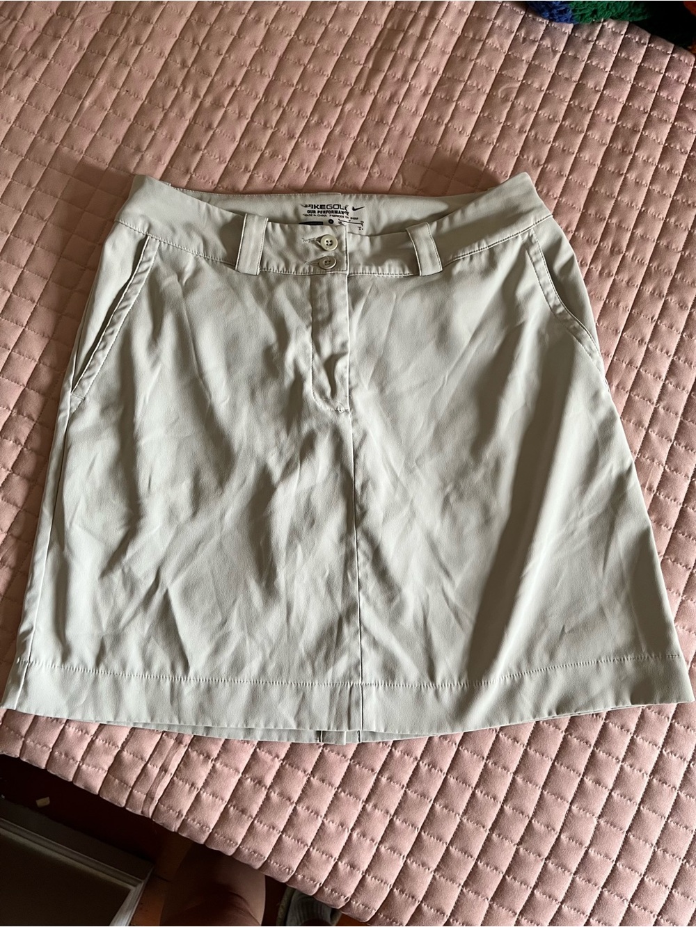 Nike Golf Tour Performance Dri-Fit Light Khaki Skort - sz 4